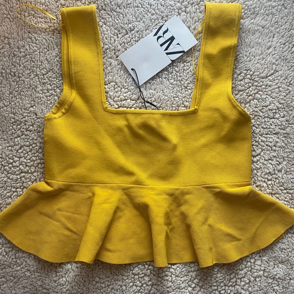 ZARA- Ruffled Knit Top, SIZE: S - Picture 3 of 6